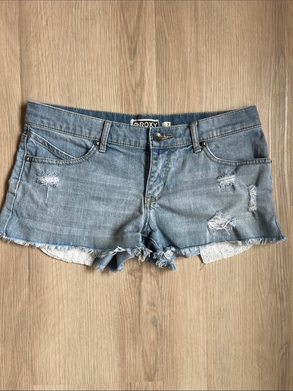 Roxy Y2K Low-rise Light Blue Denim Distressed Women's Cotton Micro-Shorts
